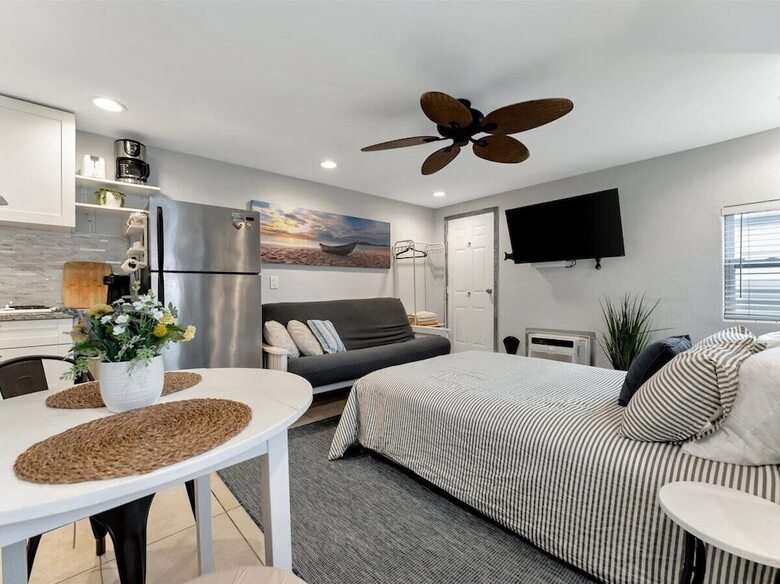 Hotel The Seashell Suites