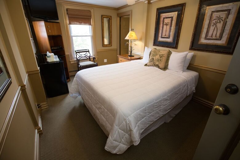 Bed & Breakfast Ocean View Inn
