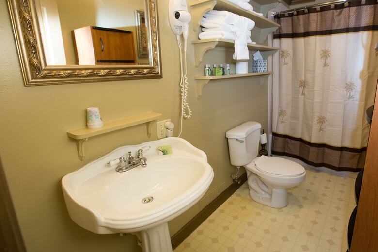 Bed & Breakfast Ocean View Inn