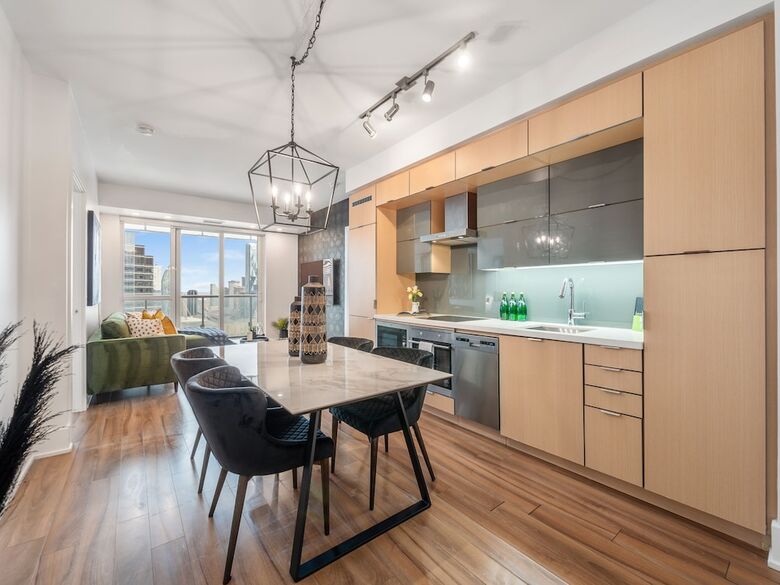 Aparthotel Stallion Suites -  Downtown Toronto