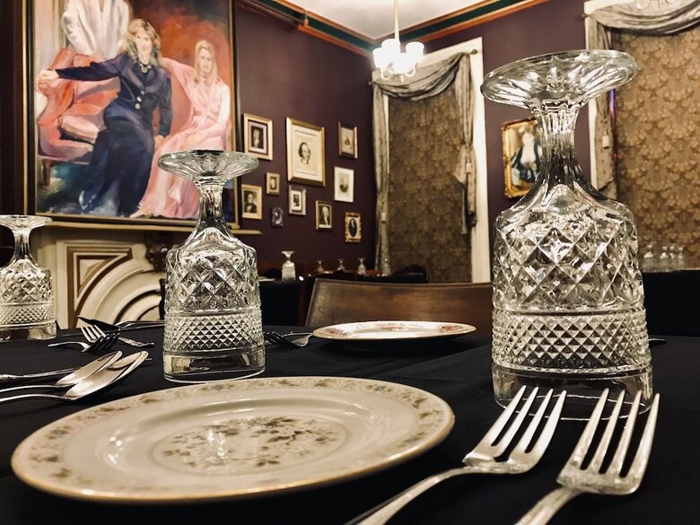 Symphony Hotel & Restaurant