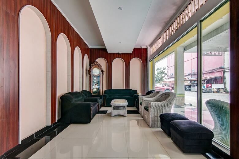 Oyo 90857 Baaraka Syariah Hotel