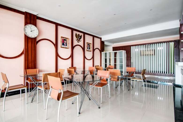 Oyo 90857 Baaraka Syariah Hotel
