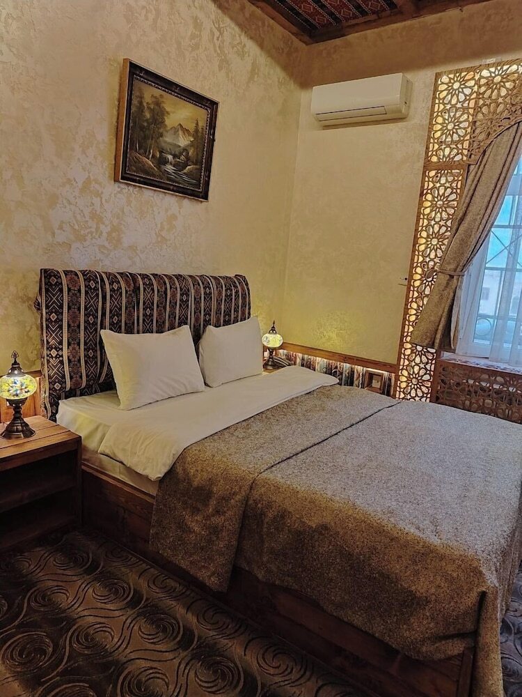 Q?z Qalas? Hotel