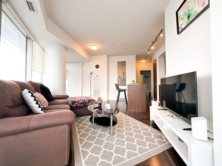 Hotel Luxury 2 Bedroom Lakeview
