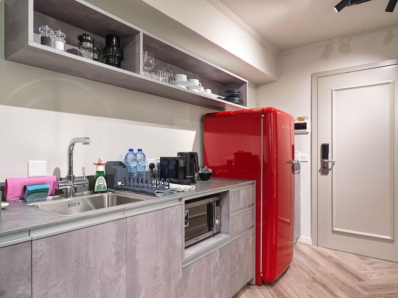 Aparthotel Liv The City Suites