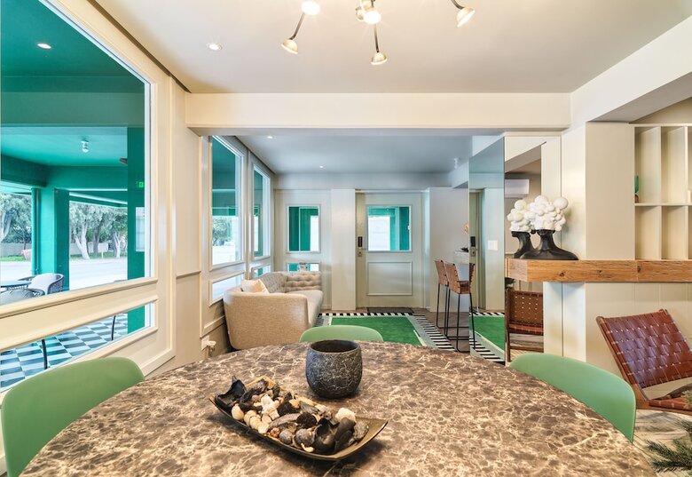 Aparthotel Liv The City Suites