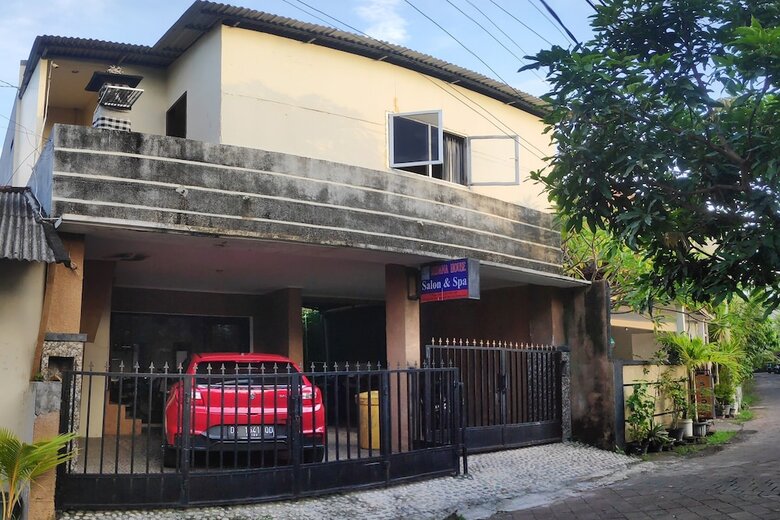 Hotel Spot On 90962 Sedana House