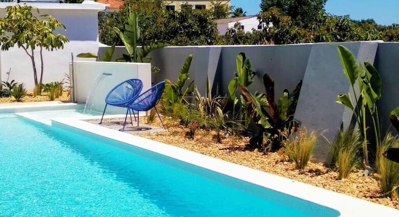 Vila Milreu Guesthouse
