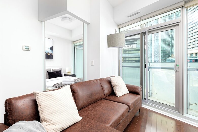 Aparthotel Downtown Toronto Near Cn Tower