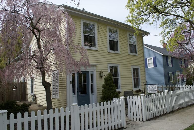 Bed & Breakfast Queen Regent