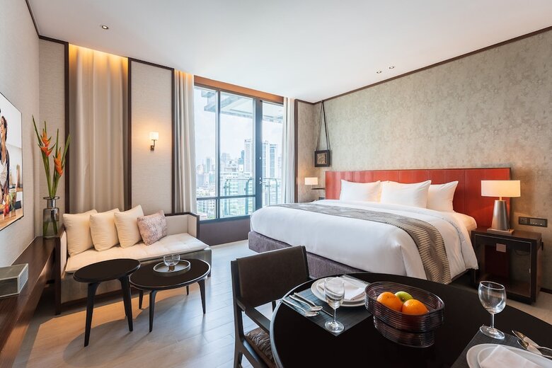 Silq Hotel And Residence