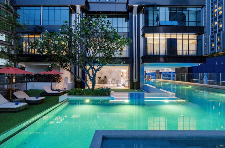 Silq Hotel And Residence