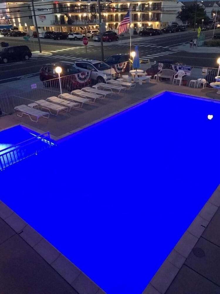 Isle Of Capri Motel