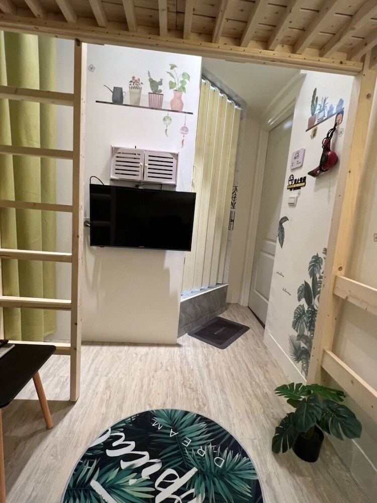 Bed & Breakfast Mimi Cat House