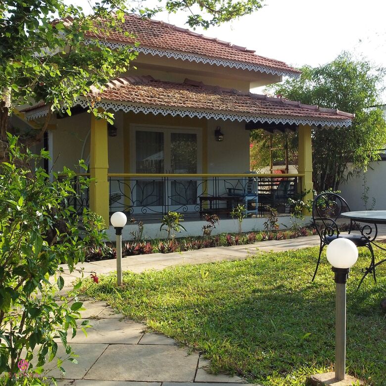 Hotel Sashas Holiday Village