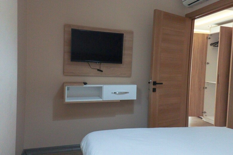 Solo Suites Hotel