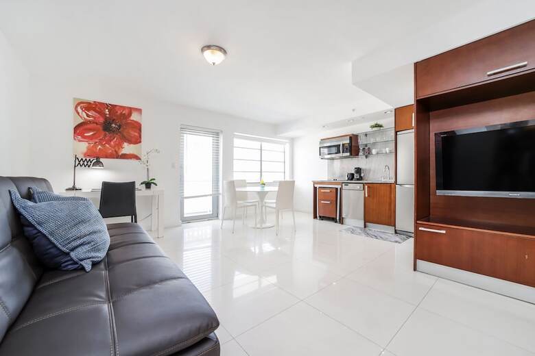 Aparthotel Strand Ocean Drive Suites