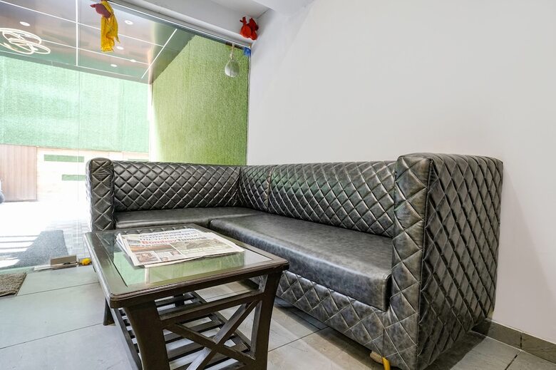 Fabhotel Aahan