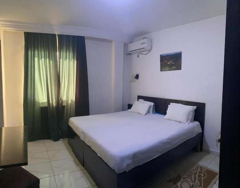 Hotel H�tel M�tropole R�sidence