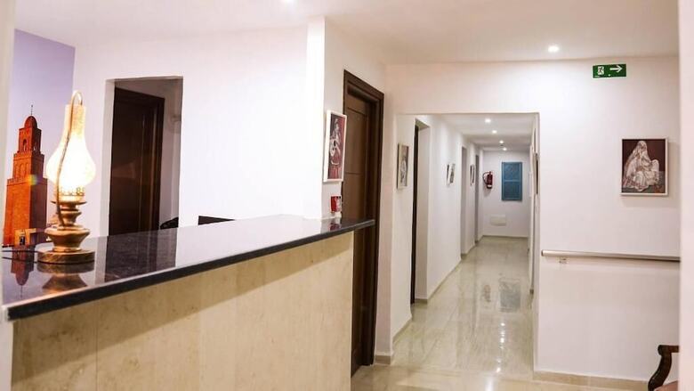Hotel H�tel M�tropole R�sidence