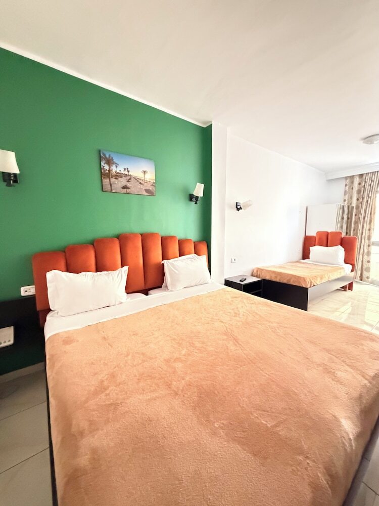 Hotel H�tel M�tropole R�sidence
