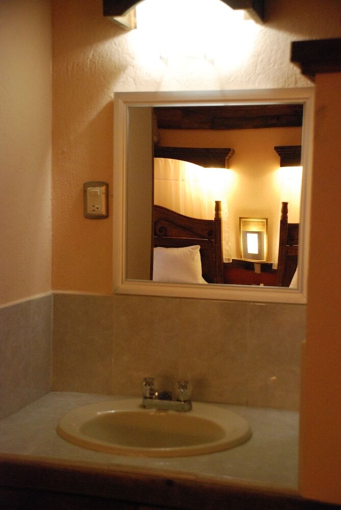 Hotel Mision Colonial San Cristobal