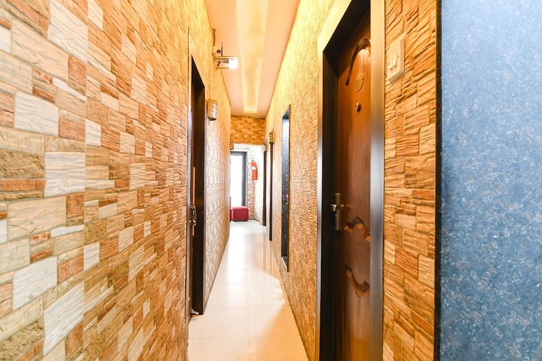 Hotel Fabexpress New Diamond