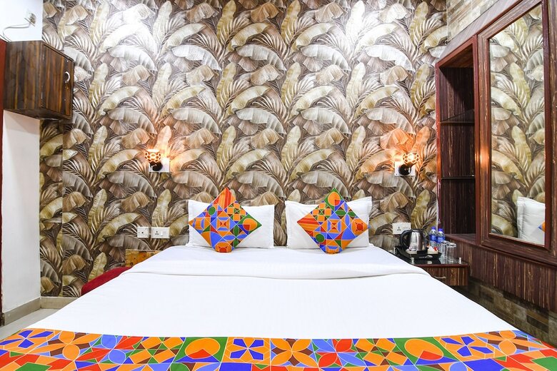 Hotel Fabexpress New Diamond