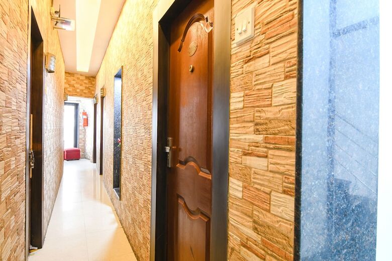 Hotel Fabexpress New Diamond