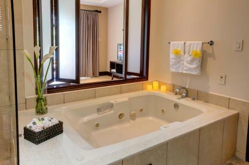 Casa Conde Beach Front Hotel