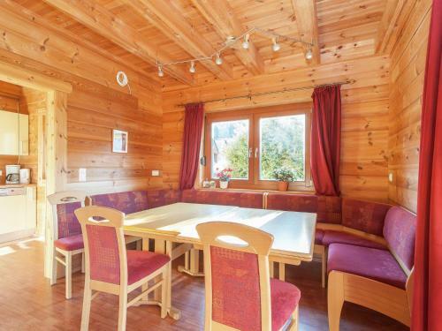 Spacios Chalet With Sauna, Balcony, Ski Storage, Garden