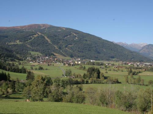 Spacios Chalet With Sauna, Balcony, Ski Storage, Garden