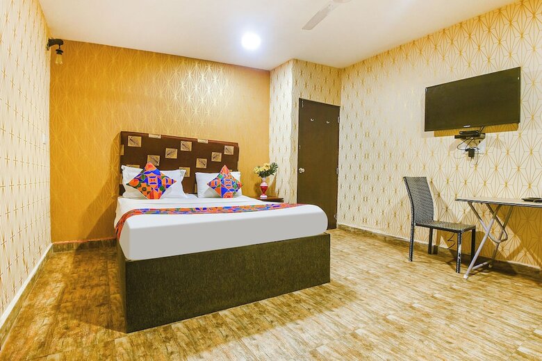 Fabhotel Dolphin Resort