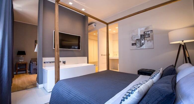 Bed & Breakfast Suite 136 Luxury Rooms