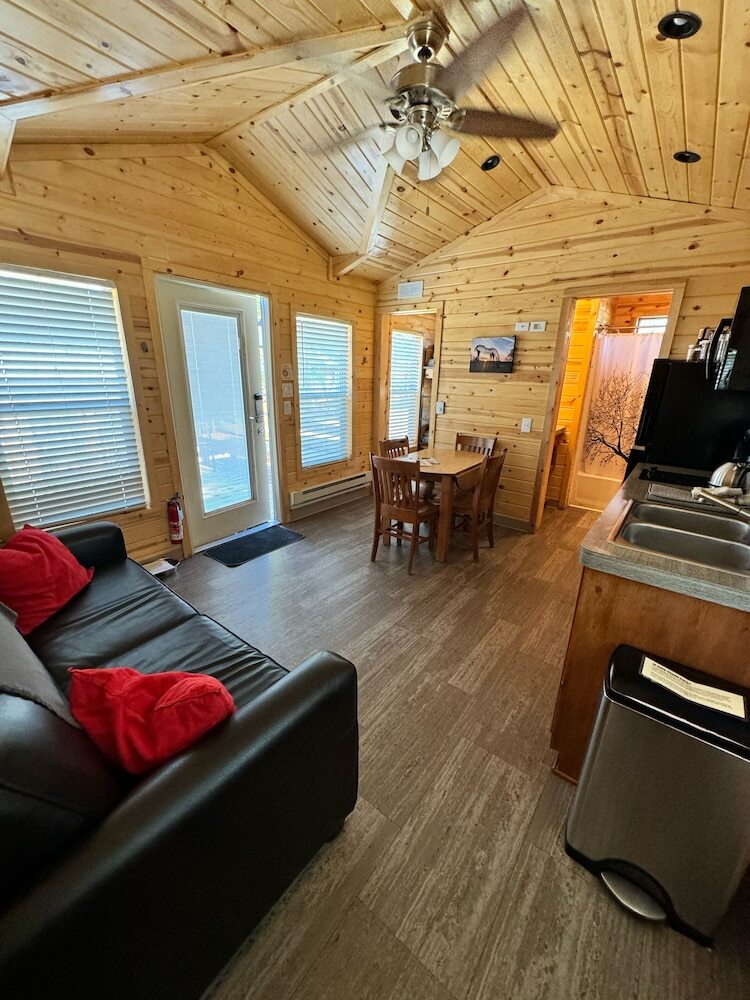 Cabana Sierra Meadows