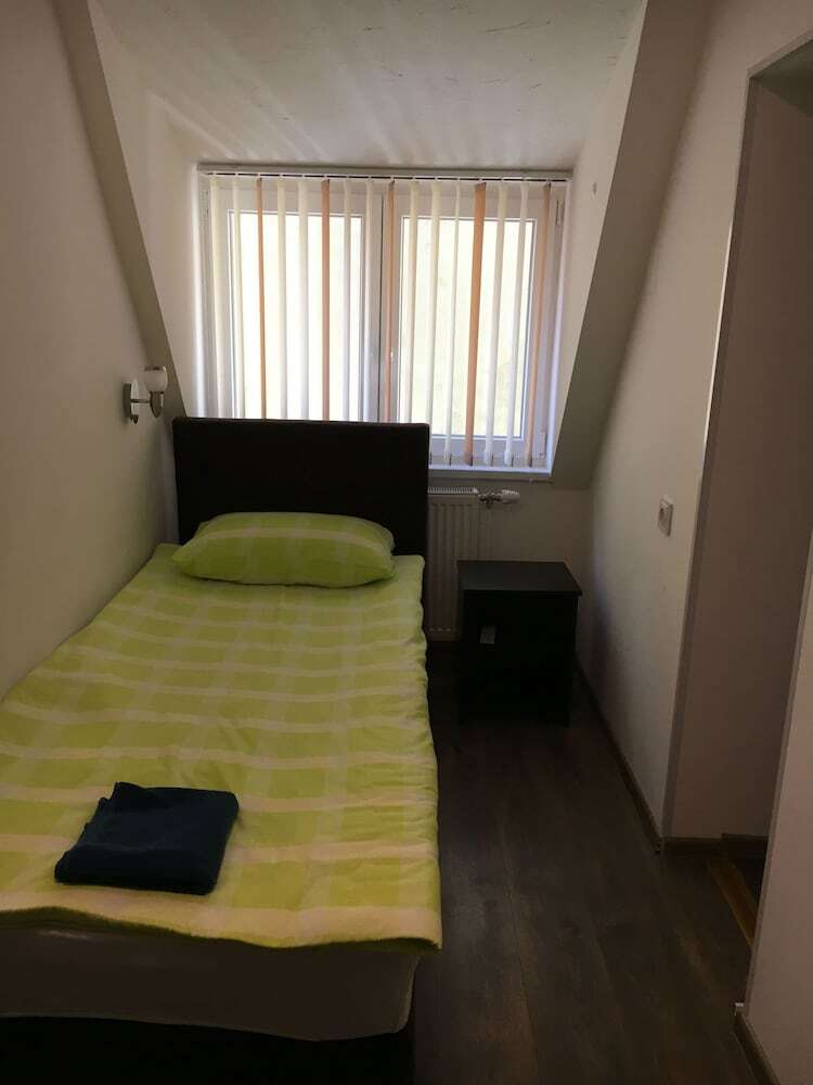 Pension Haus Baron 2