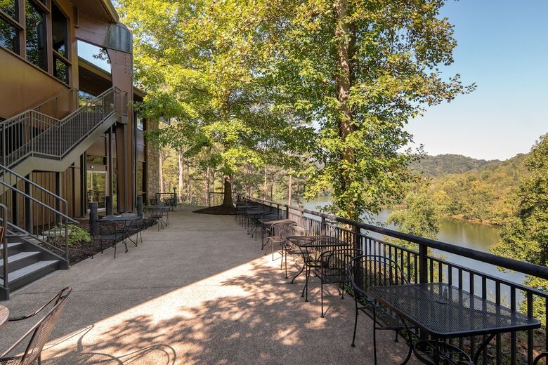 Hotel Jenny Wiley State Resort Park