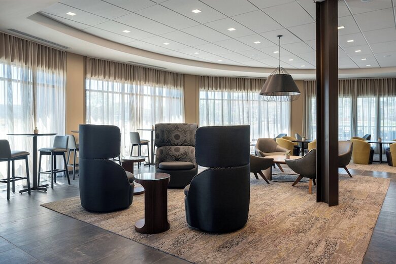 Hotel Courtyard By Marriott Petaluma Sonoma County