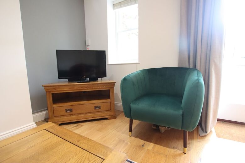 Apartamentos Charming Flat With Private Patio In Clifton