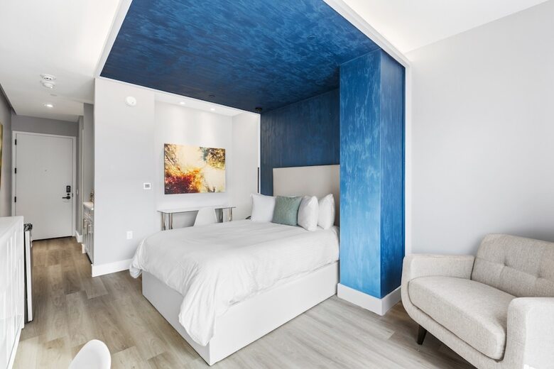 Aparthotel Global Luxury Suites At The Arches