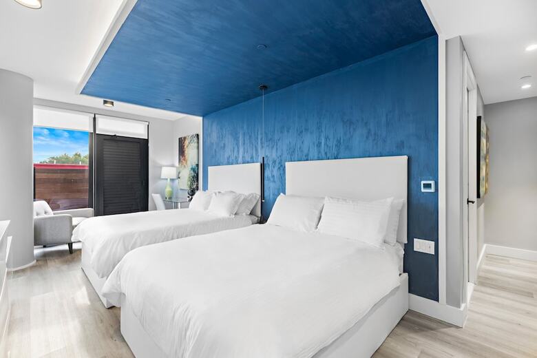 Aparthotel Global Luxury Suites At The Arches