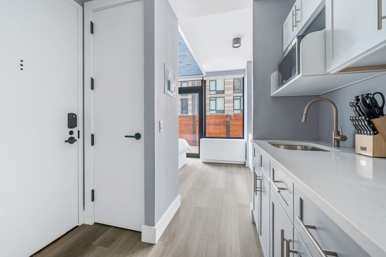 Aparthotel Global Luxury Suites At The Arches