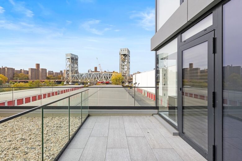 Aparthotel Global Luxury Suites At The Arches