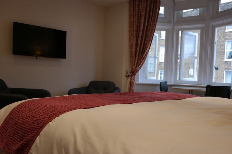 Hotel Alma Rooms
