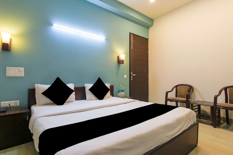 Hotel Red Cherry