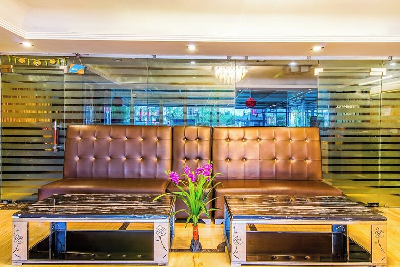 Fabhotel Kenil Star