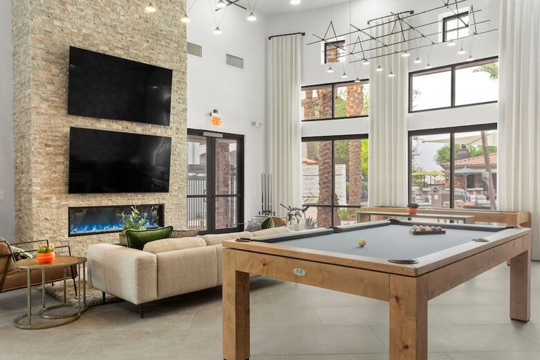 Aparthotel Two Glendale Cozysuites With Pool 2 & 9