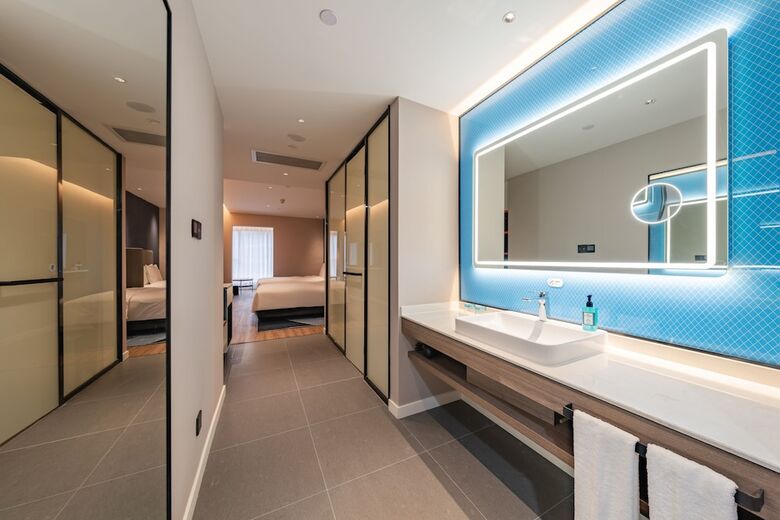 Hotel Holiday Inn Express Shanghai Expo Centre By Ihg