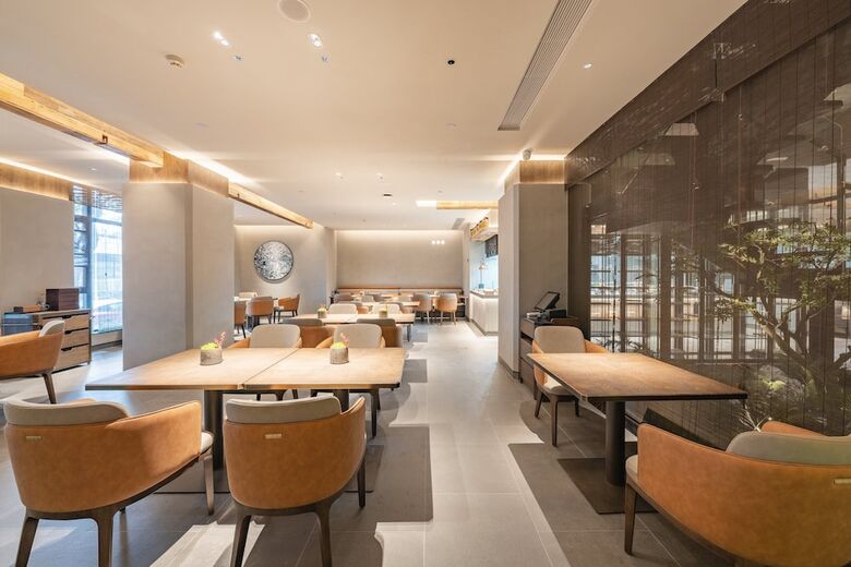 Hotel Holiday Inn Express Shanghai Expo Centre By Ihg
